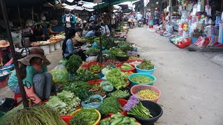 Morning Food Market Scene at Phsa Takmao - Walk Around Street Food @Takmao Market on Weekend