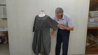 タックロングワンピースの説明です徳島呉服寝具洋服タオルギフト山善