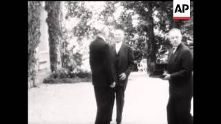 NEWS FROM FRANCE - DE GAULLE MEETS ADENAUER