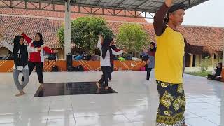 Tari Kalang Sunda - Latihan#taritradisional #tarikreasi #jaipong #ekskul #traditionaldance