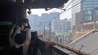 【經典位置】2024-12-29 港鐵觀塘綫復古白頭列車（M-Train A161/A162）駛入九龍灣站2號月台