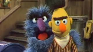 Sesame Street What's The Name Of That Song ?
