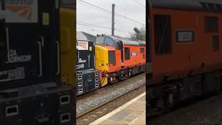 37405 departs Shipley with the snowplough after a short stop #class37 #train #trainspotteruk