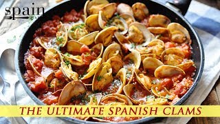 SPANISH CLAMS TAPAS DISH: Made with Spicy Tomatoes