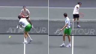 Daniil Medvedev involved in very tense moment with rival after body hit