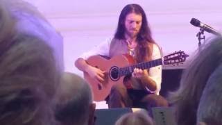 Estas Tonne - Internal Flight