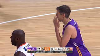 Daniel Kickert with 18 Points vs. Cairns Taipans