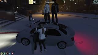 Zerkaa gifts BananaBrea 25 subs | NoPixel