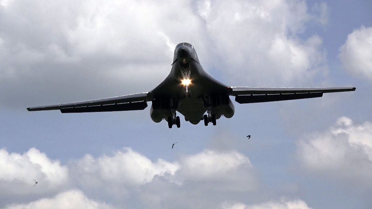 B-1B Lancer Bomber Flyover And Landing At RAF Fairford UK - YouTube