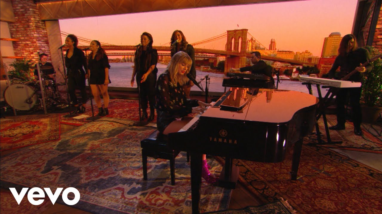 Taylor Swift - Holy Ground Taylor Swift - Holy Ground