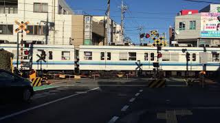 東武野田線の踏切（増尾ー逆井）千葉県　逆井駅の近く