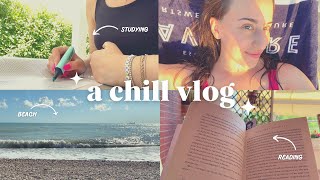 summer vlog | chill days, reading at the beach, studying with a friend, getting into a routine