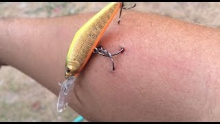 การดึงตัวเบ็ดออกจากร่างกายแบบถูกวิธี How to remove triple hook by fishingEZ