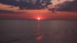 Soothing Ocean Sunset & Relaxing Music - Beatiful Nature