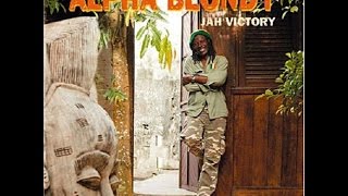 Alpha Blondy - Ne Tirez Pas Sur L'Ambulance