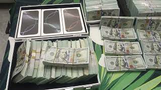 💵$53 Million Dollars that brings good luck #us #cash #dollar #money #millionaire #million