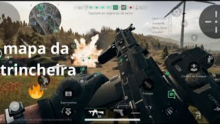 jogando Delta force no mapa da trincheira