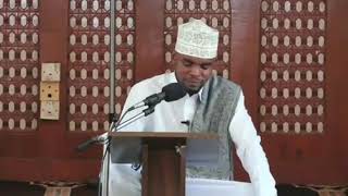 Qari Miiraj khamis Zanzibary Beautiful recitation Suratul-ibraahiim, from masjed Noor Muhamad Znzbr.