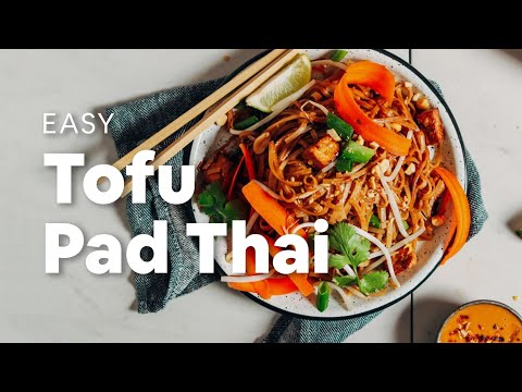 Easy Tofu Pad Thai (Vegan)