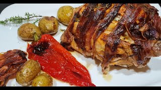 Pui aromat in crusta de bacon la cuptor\\ Baked chicken in bacon crust