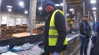 Amazon Employee Makes His Day 10X Worse After Getting Fired