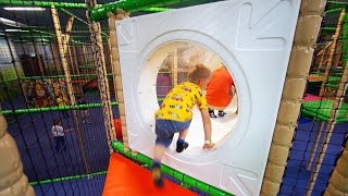 Kids Playing and Having Fun at Leo's Lekland Indoor Playground (family fun)