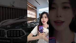 長相甜美聲音溫柔的長腿美女介紹BMW新車