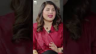 Javeria Saud Singing In Her Beautiful Voice #viraltrend #entertainment #javeriasaud #shorts #desitv