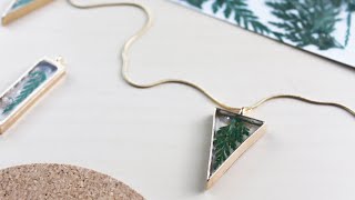 UV Resin DIY Necklace with Dried Plants- 树脂滴胶 - 干花项链教学-