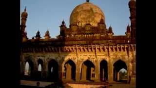 Ibrahim Rouza in india_ancient temple.