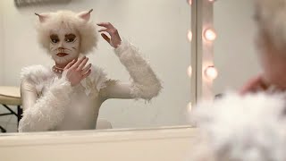 Victoria The White Cat - Backstage Makeup