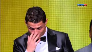 Cristiano Ronaldo ganha prêmio de melhor jogador do mundo   Bola de Ouro FIFA 2014