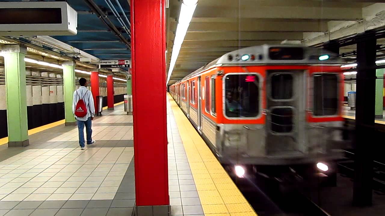 SEPTA 1982 Kawasaki B-IV Set On The BSL Express At North Philadelphia ...