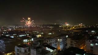 Firework on midnight of Chinese New year 2023春節を迎えた瞬間にあがる中国の花火・爆竹（2022年1月22日 浙江省義烏市）