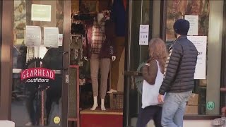 Chicago S Annual Minimum Wage Increase Takes Effect Next Month