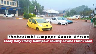 Today Very Heavy Downpour In Thabazimbi, Limpopo, South Africa Cause Flash Flooding 9 January 2025