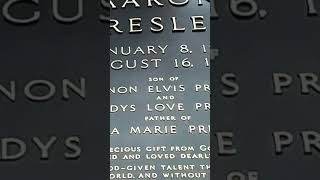 The Grave of Lisa Marie Presley Graceland #elvis #lisamariepresley #famousgraves #graceland #shorts
