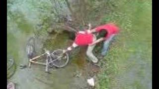 Aitor and Julien stealing a bike