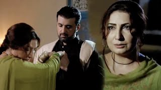 Asad Malik Romance With Saima Noor | Kaneez | Dramas World | CE2