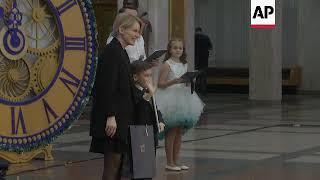 Moscow museum hosts New Year's party for children