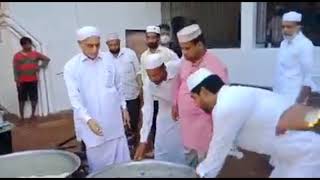 Muslim Imam Caught while he Spitting on Food | முஸ்லிம் இமாம் உணவில் எச்சில் துப்பியபோது பிடிபட்டார்