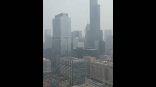 Smoke from wildfires in Canada blankets Chicago
