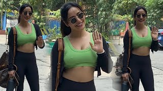 Neha Sharma deep cleavage video - Neha Sharma sporty bra show