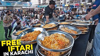 Free Iftari in Karachi | 1st Ramzan Huge Iftar | Biryani, Sharbat, Pakoray | Pakistan Street Food