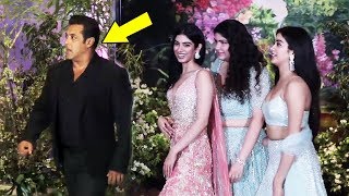 Salman Khan STEALS Limelight From Janhvi Kapoor At Sonam's Wedding Party
