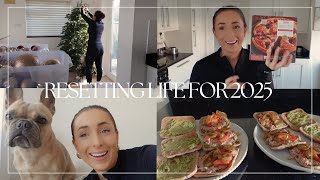 GETTING MY LIFE TOGETHER FOR 2025: resetting my space, grocery haul, tunacado sandwich \u0026 intentions