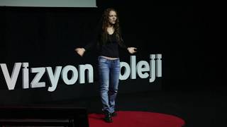 Herkesin Gittiği Yöne Gitmeyin! | AYŞE ŞULE BİLGİÇ | TEDxYouth@VizyonKoleji