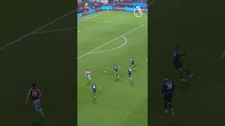 Wonderful Weghorst skill & assist vs Man Utd