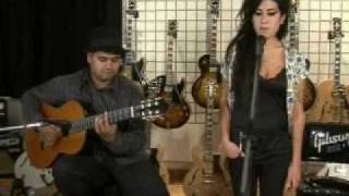 Amy Winehouse - Back To Black (Live Acoustic)