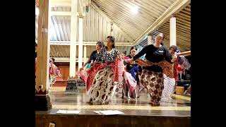 Practice4 Tari Renggamataya #yogyakartaclassicaldance #tariklasikgayayogyakarta